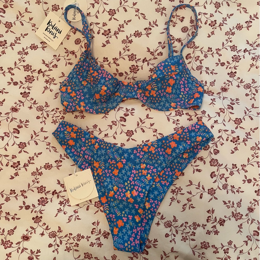 Bikini Top By Kulani Kinis